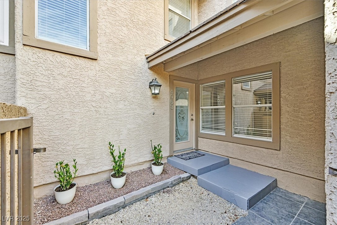 Las Vegas, Nevada 89121, United States, 3 Bedrooms Bedrooms, ,3 BathroomsBathrooms,Residential,Pending,205311
