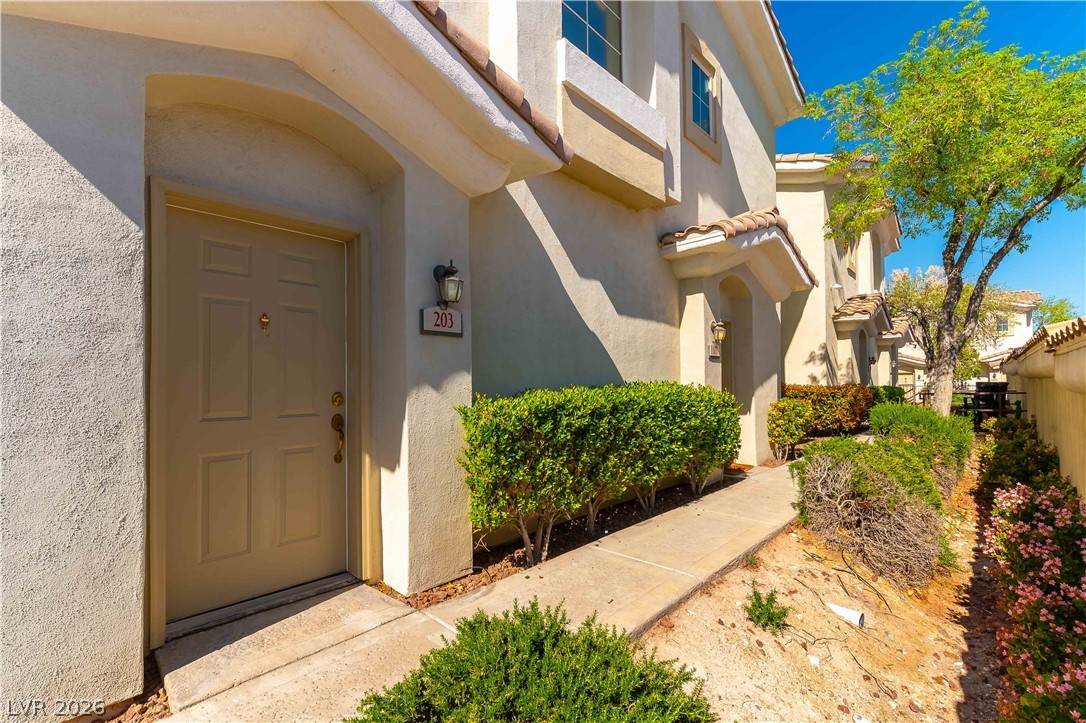 1320 RED GABLE Lane 203