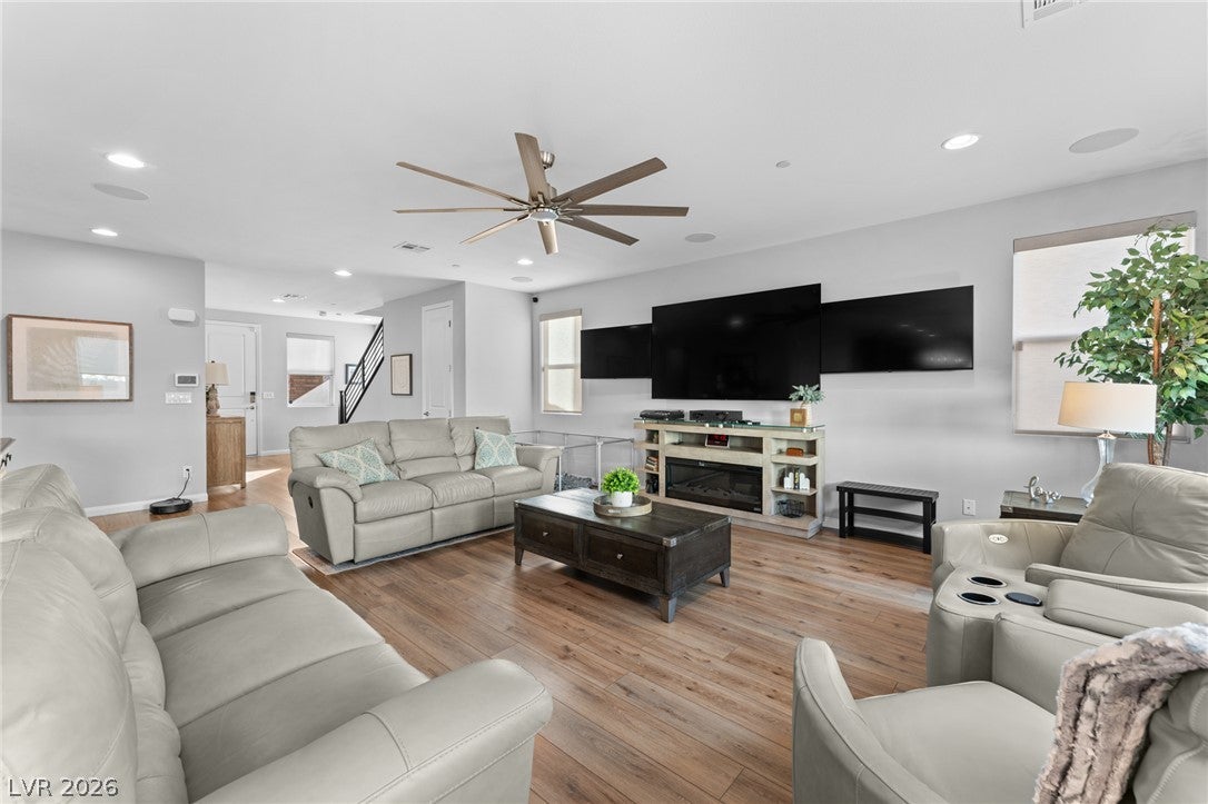 636 Suncrest Peak Place