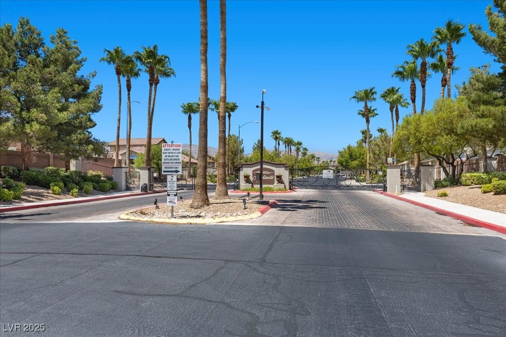 North Las Vegas, Nevada 89081, United States, 2 Bedrooms Bedrooms, ,2 BathroomsBathrooms,Residential,Active,179841