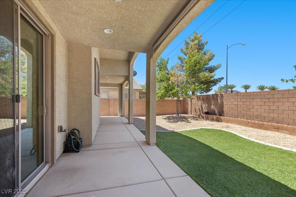 North Las Vegas, Nevada 89081, United States, 2 Bedrooms Bedrooms, ,2 BathroomsBathrooms,Residential,Active,179841