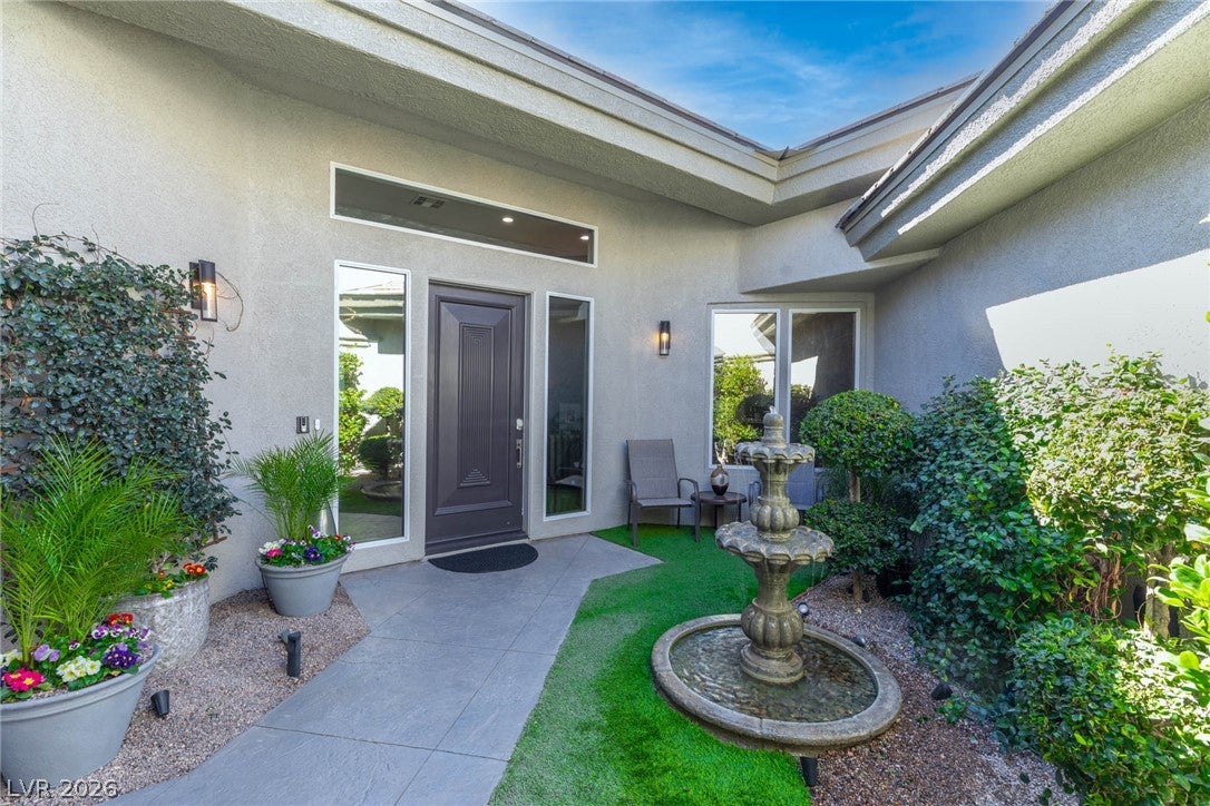 9601 Canyon Mesa Drive