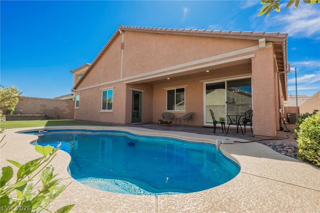 Photo of 1820 Laramie Ridge Street, Henderson, NV 89002 (MLS # 2776355)