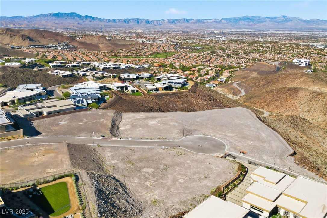 678 Dragon Point Drive