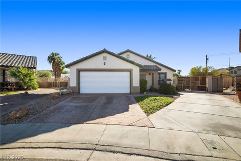 Homes For Sale - 3611 Russian Olive Street<br/> North Las Vegas, NV 89032