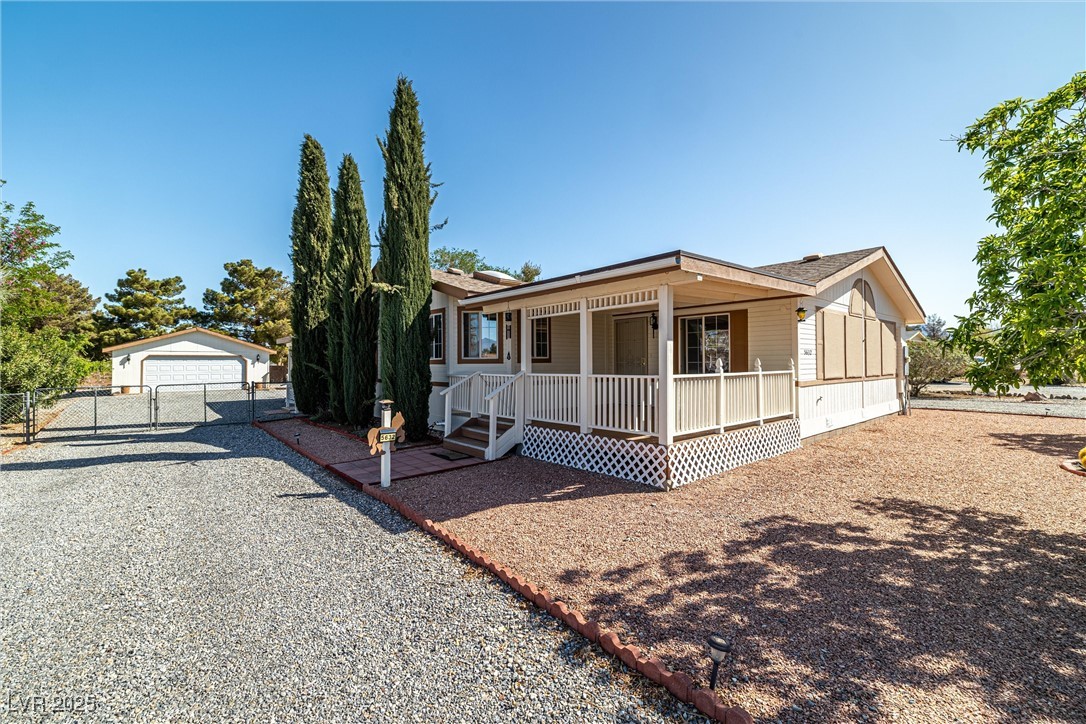 5632 Saddletree Road, Pahrump, Nevada image 1