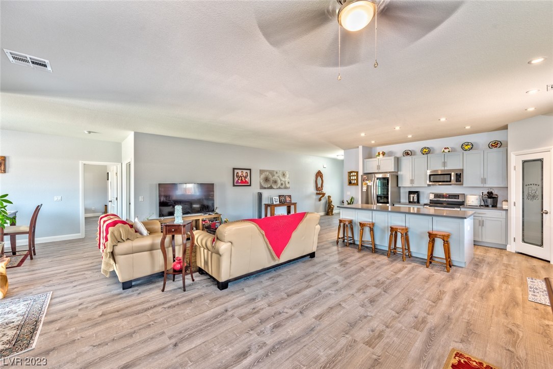 210 Happy Canyon Road, Pahrump, Nevada image 4