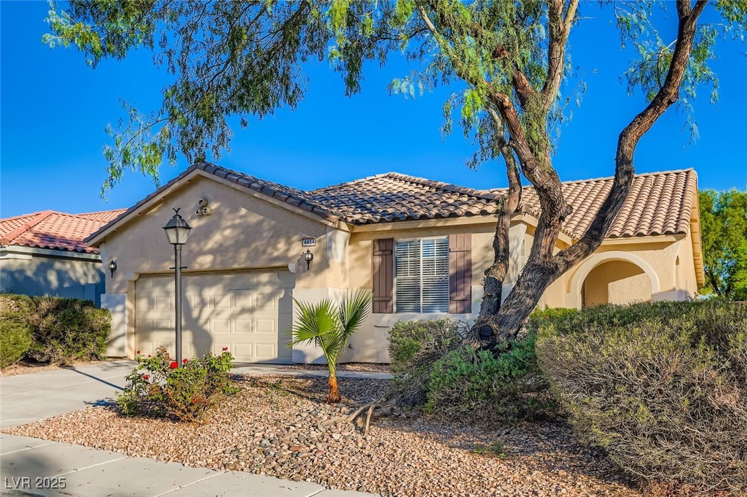 4454 El Presidio Drive