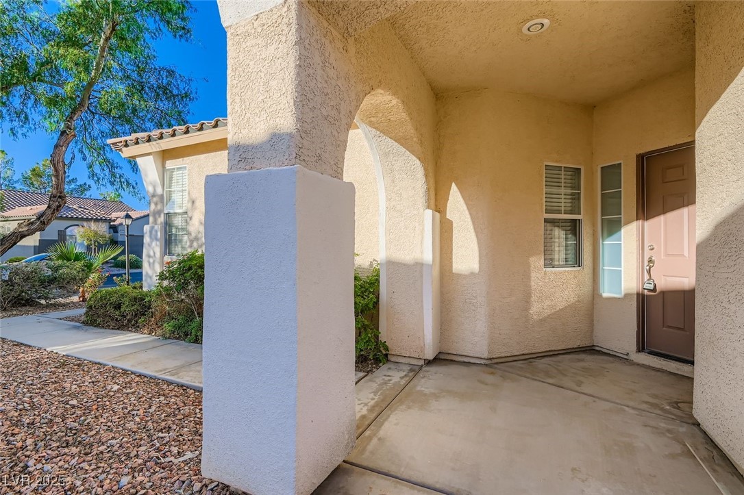 4454 El Presidio Drive