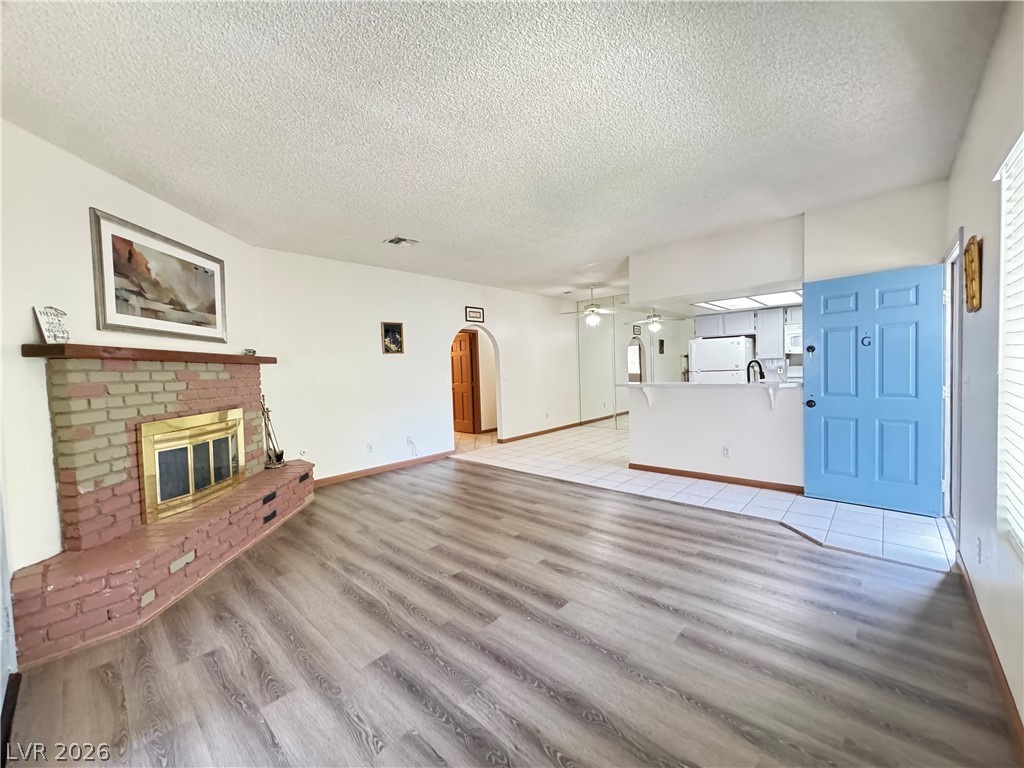 1406 Santa Margarita Street G