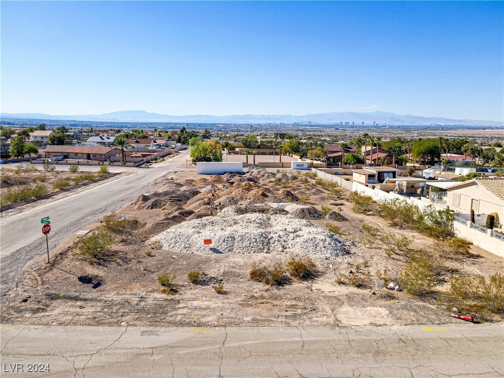 Lisbon Street, Henderson, Nevada image 9