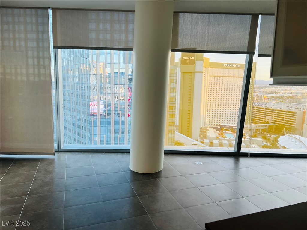 3722 LAS VEGAS Boulevard 1901