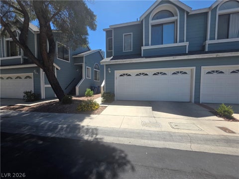 Townhouse For Rent - 5027 Strauss Drive<br/> Clark County, Las Vegas, NV 89146