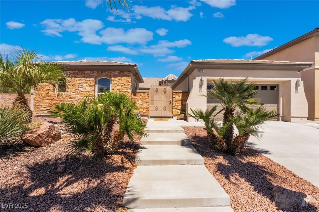8536 Grand Palms Circle