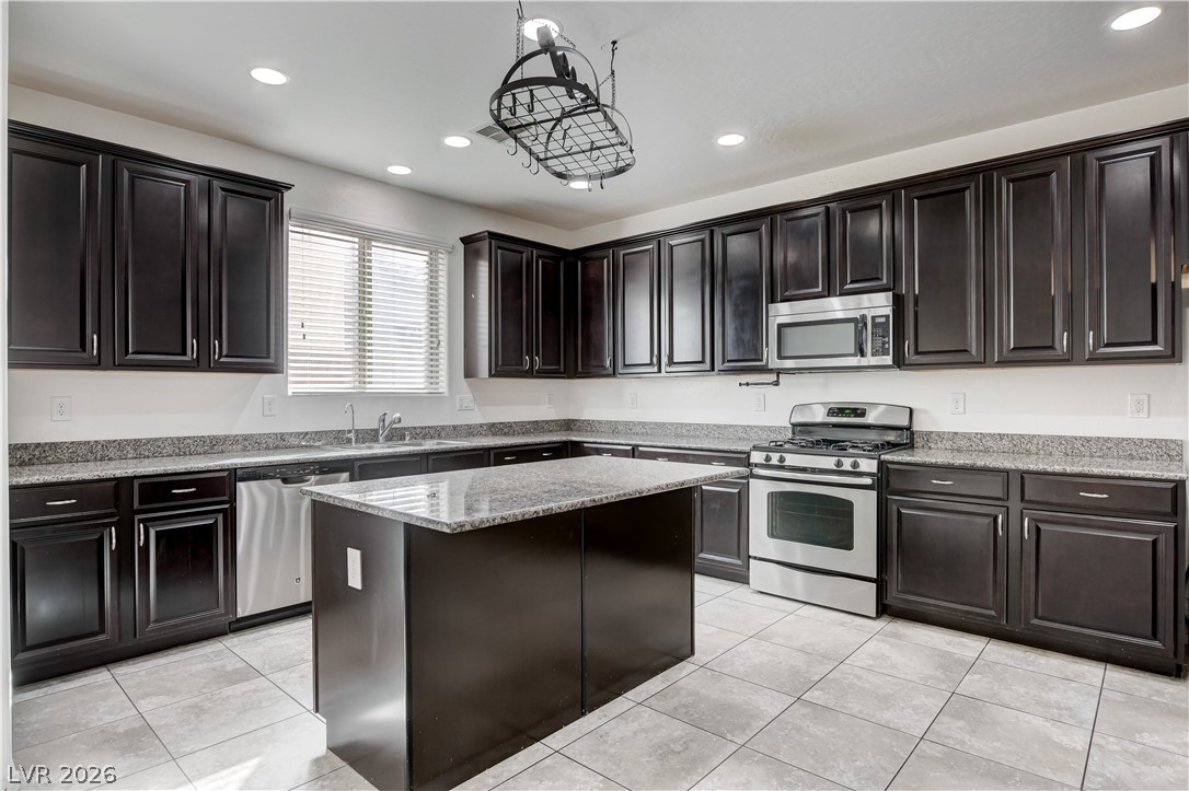 7629 Jasmine Falls Drive