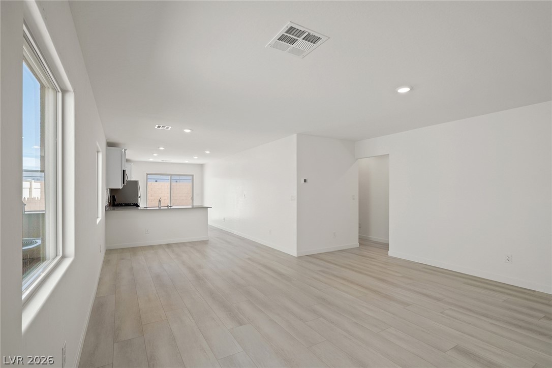 6749 Violet Cascade Avenue