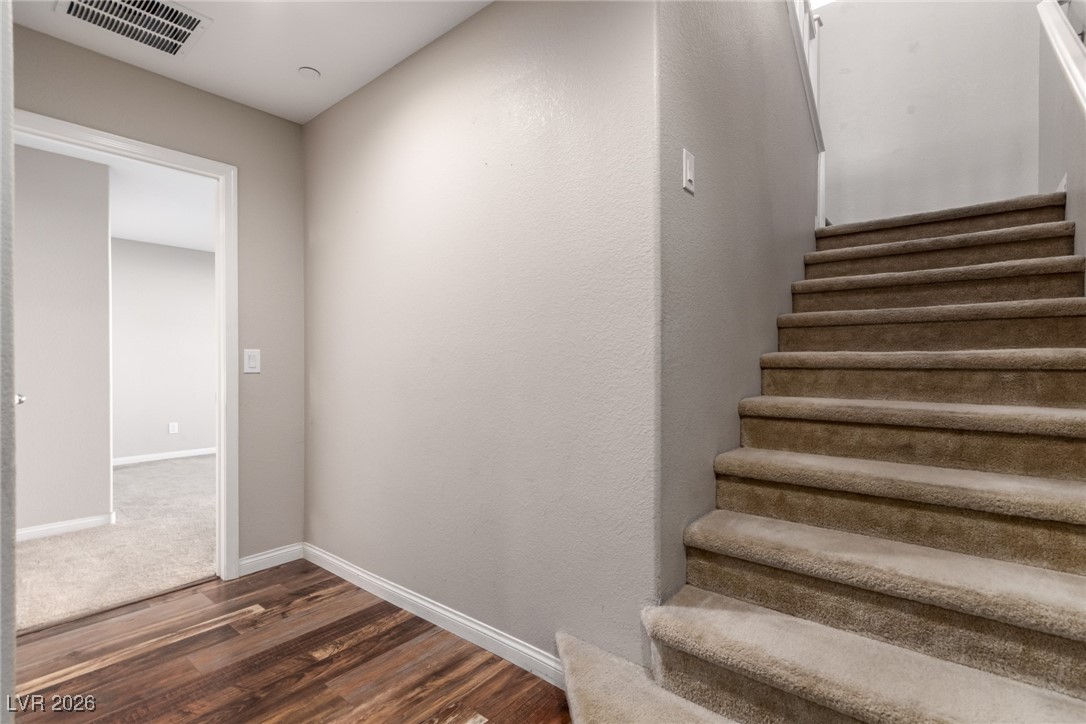 1525 Spiced Wine Avenue 27104