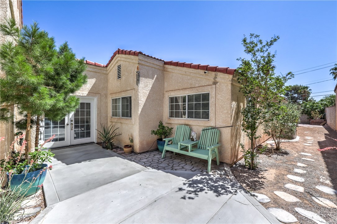 Las Vegas, Nevada 89121, United States, 3 Bedrooms Bedrooms, ,3 BathroomsBathrooms,Residential,Active,206364