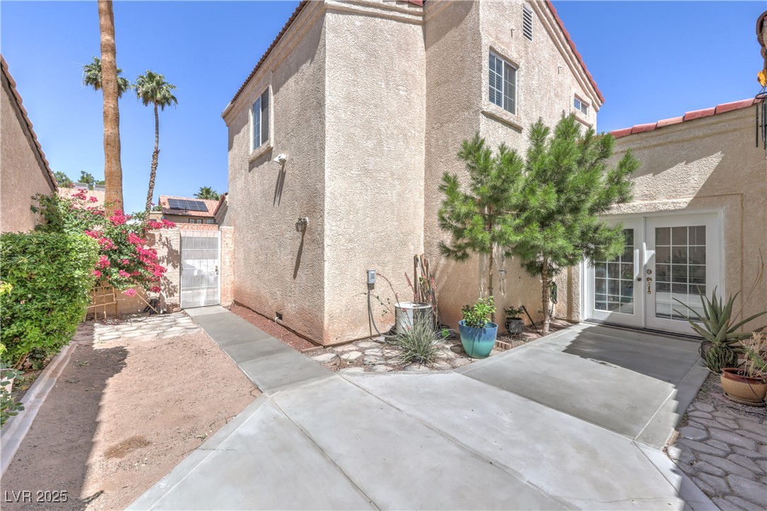 Las Vegas, Nevada 89121, United States, 3 Bedrooms Bedrooms, ,3 BathroomsBathrooms,Residential,Active,206364