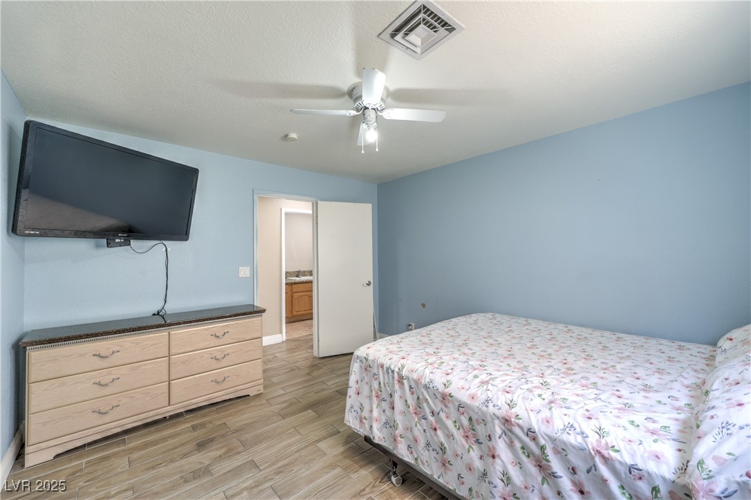 Las Vegas, Nevada 89121, United States, 3 Bedrooms Bedrooms, ,3 BathroomsBathrooms,Residential,Active,206364