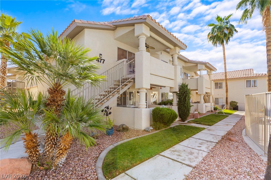 477 Mesa Boulevard 102