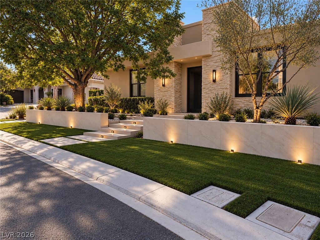 48 Panorama Crest Avenue