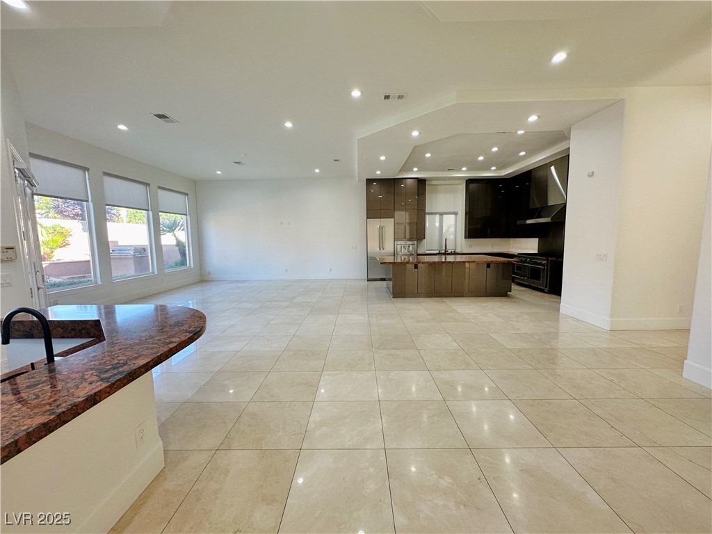 2025 Grouse Street