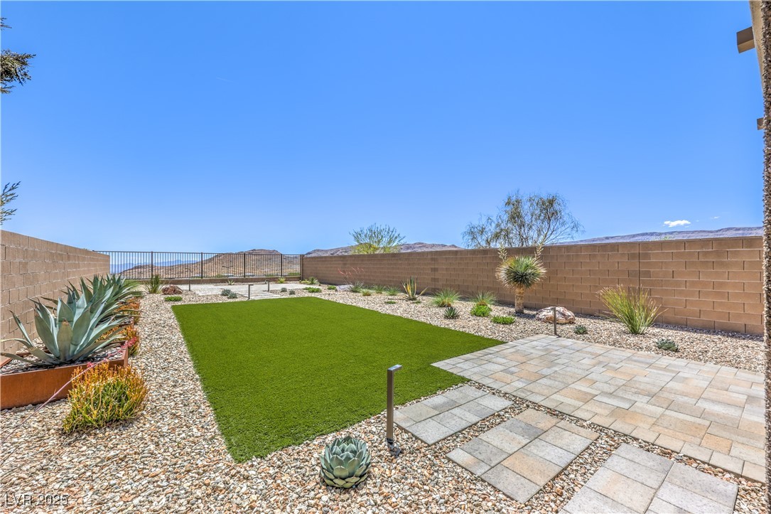 12536 Blissful Sky Street, Las Vegas, Nevada image 31