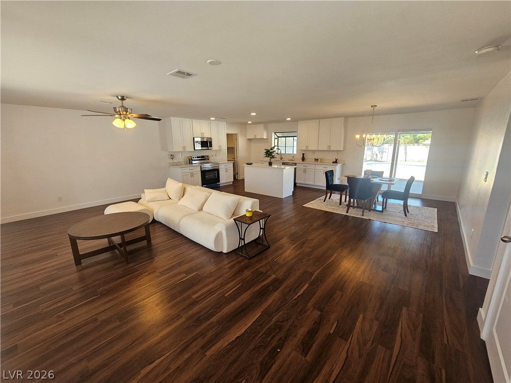 1580 Quarter Horse Drive