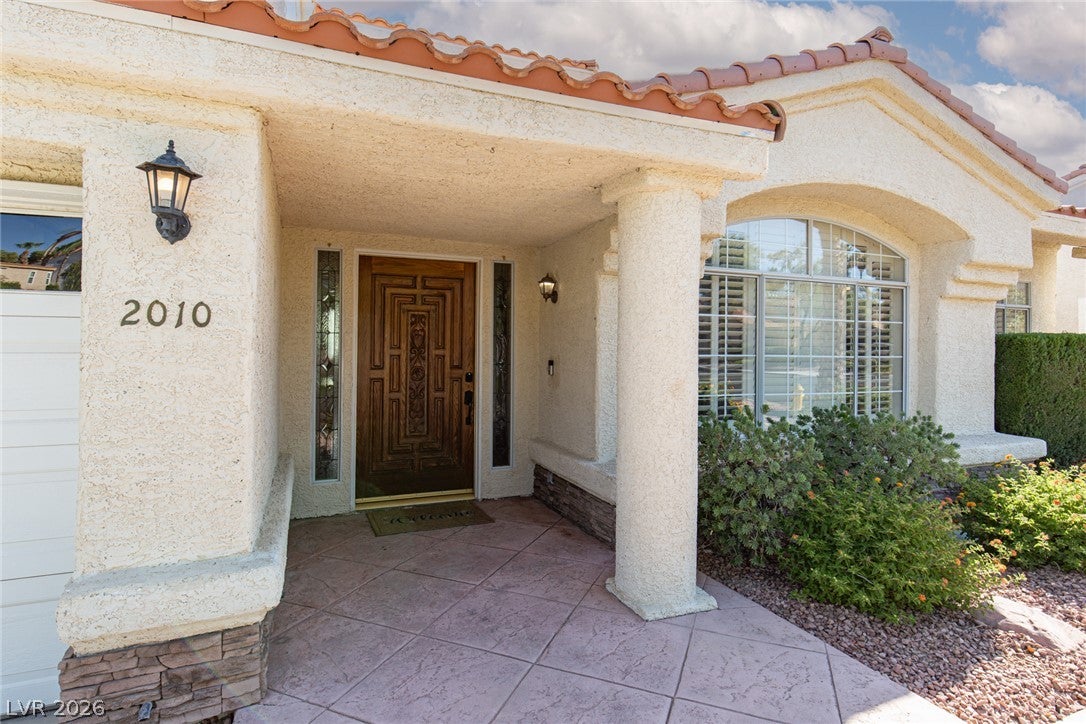 2010 Catalina Marie Avenue