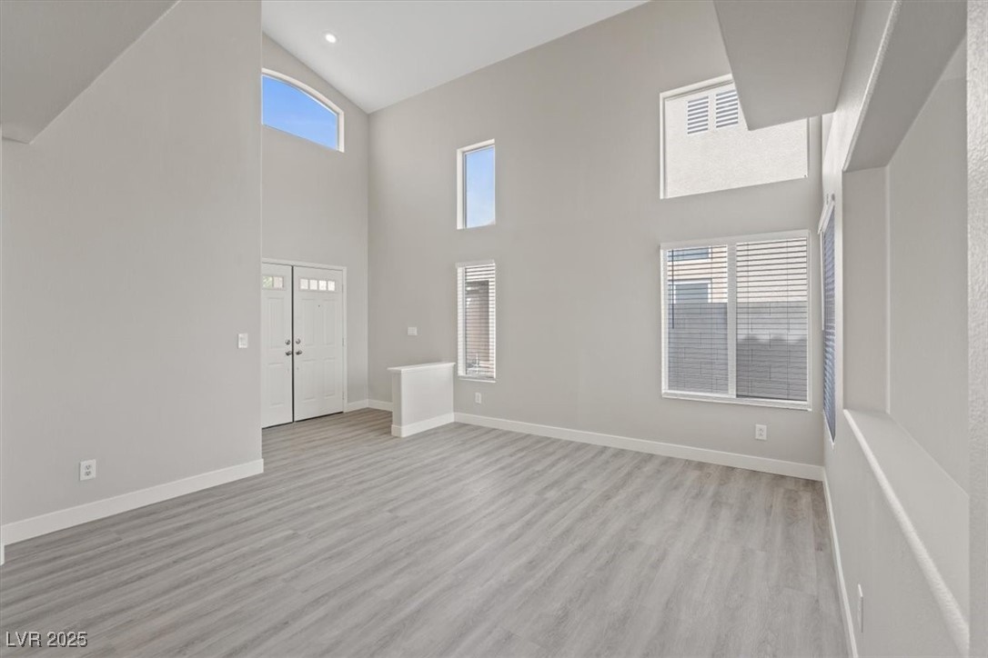1909 Falling Tree Avenue, North Las Vegas, Nevada image 6