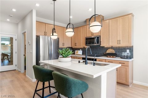 1951 Hydrangea Place Las Vegas NV 89106