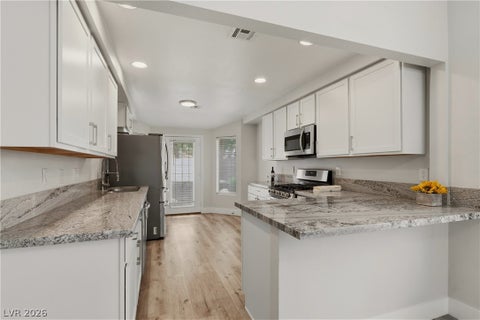 Tiny photo for 903 Derringer Lane, Henderson, NV 89014 (MLS # 2801024)