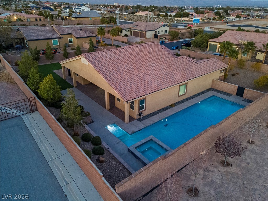 5565 N Grand Canyon Drive