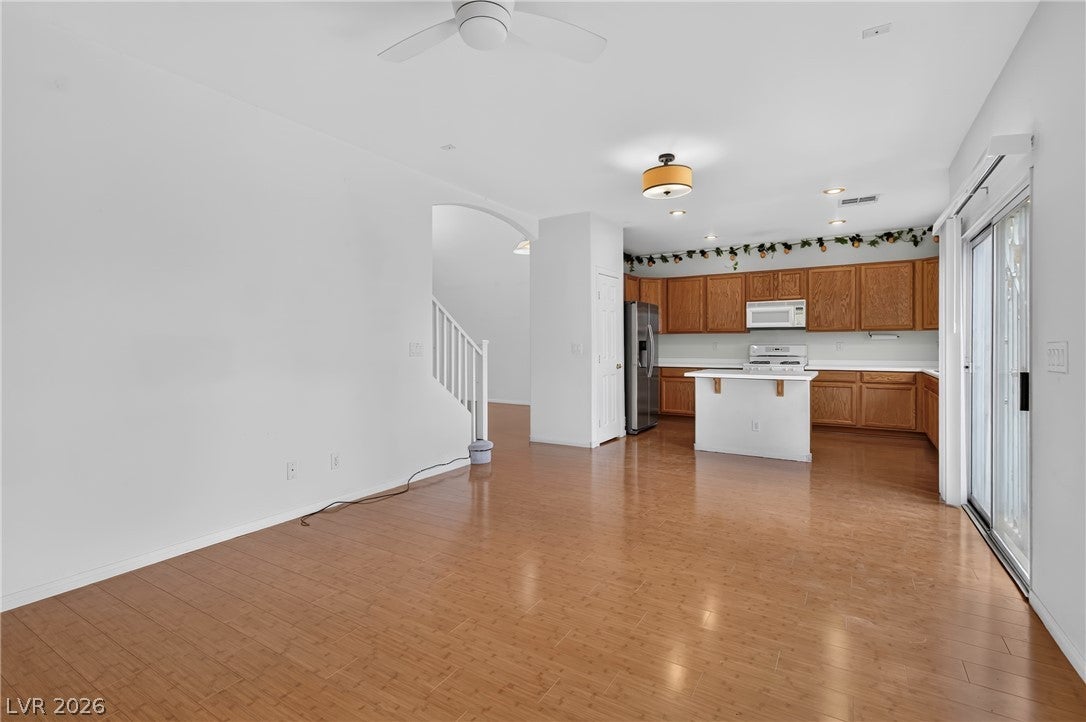 4871 Lionesse Court