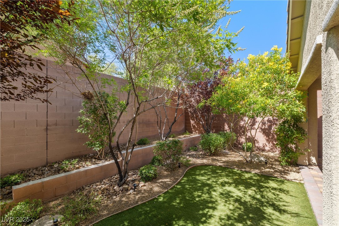 Las Vegas, Nevada 89166, United States, 3 Bedrooms Bedrooms, ,2 BathroomsBathrooms,Residential,Active,178744