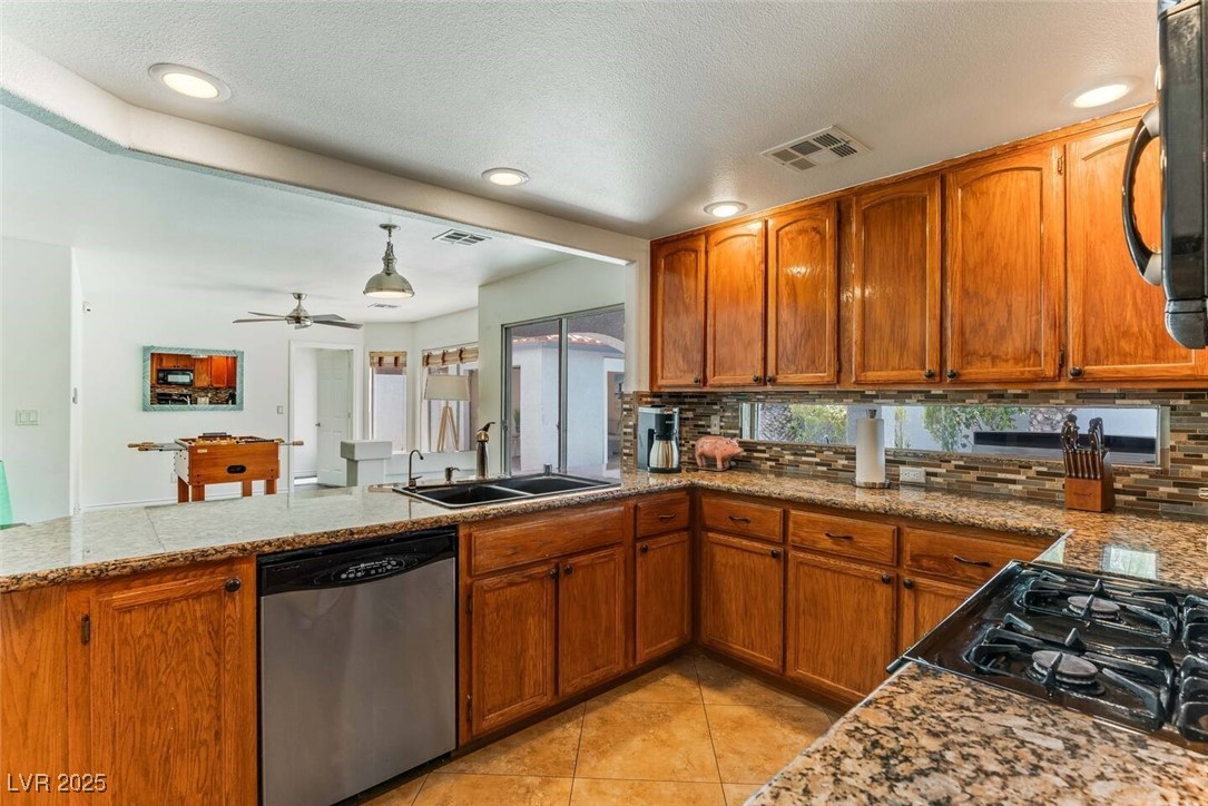 Properties 3 2829 Via Florentine Street