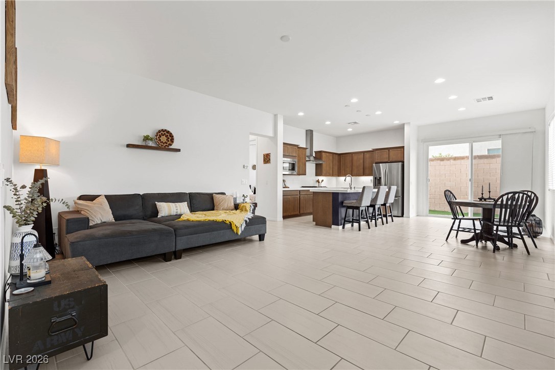 4719 Beautify Street