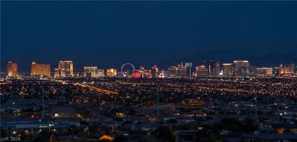 Photo of 5 PROMONTORY POINTE Lane, Las Vegas, NV 89135 (MLS # 2755135)