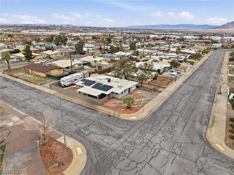 Tiny photo for 256 Hillcrest Drive, Henderson, NV 89015 (MLS # 2798526)