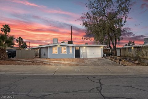 Tiny photo for 256 Hillcrest Drive, Henderson, NV 89015 (MLS # 2798526)