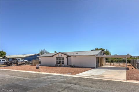 Mobile Home For Sale - 348 Tres Palomas Street<br/> Overton, NV 89040