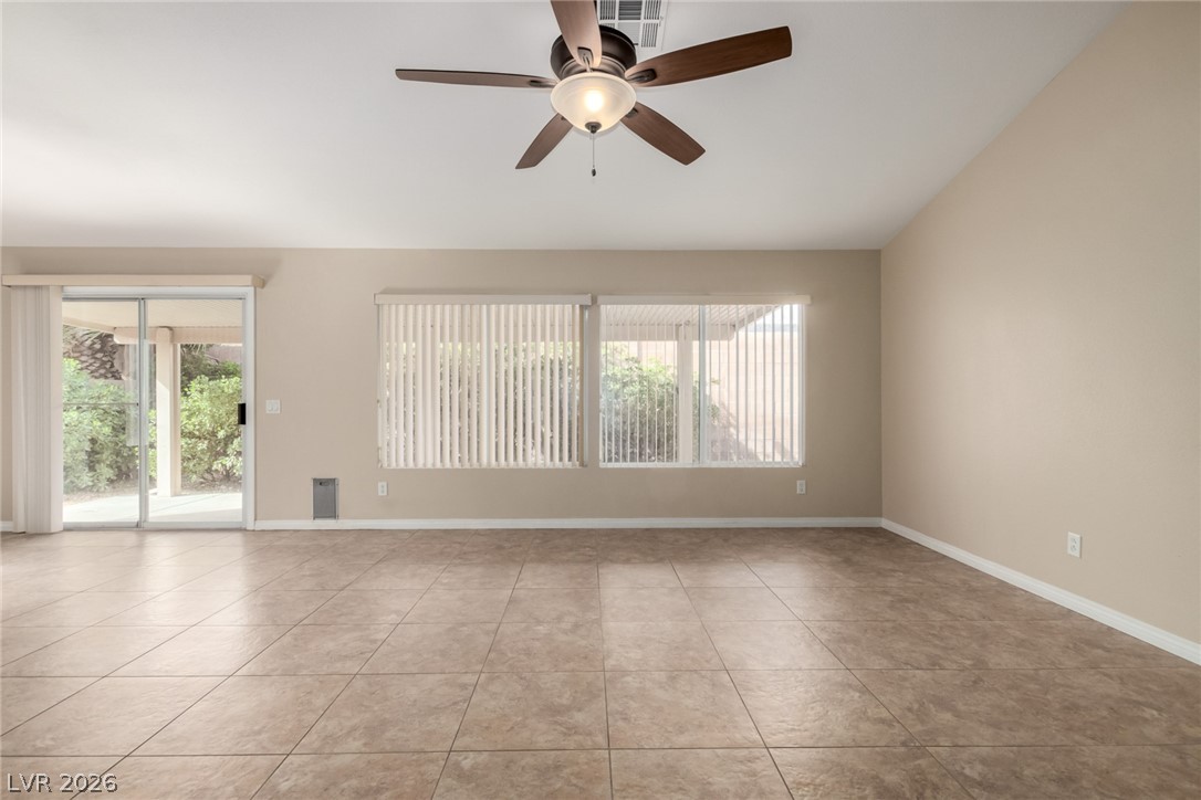 7101 Feather Pine Street