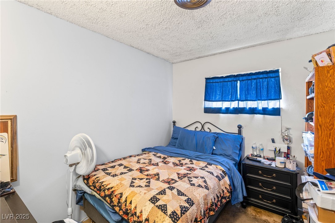 Las Vegas, Nevada 89102, United States, 4 Bedrooms Bedrooms, ,2 BathroomsBathrooms,Residential,Active,228072