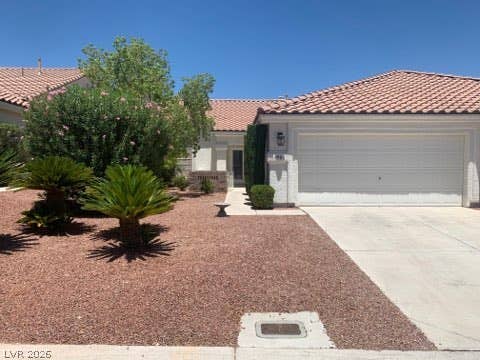 Townhouse For Sale - 9986 Catalina Canyon Avenue<br/> Clark County, Las Vegas, NV 89147