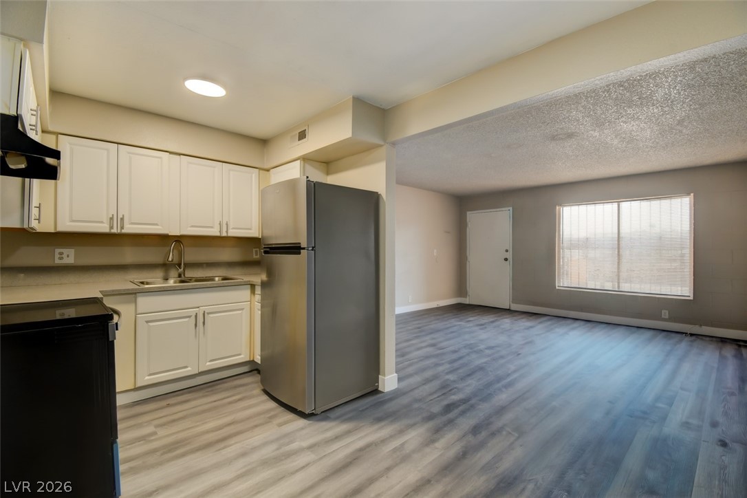 625 S Royal Crest Circle 13