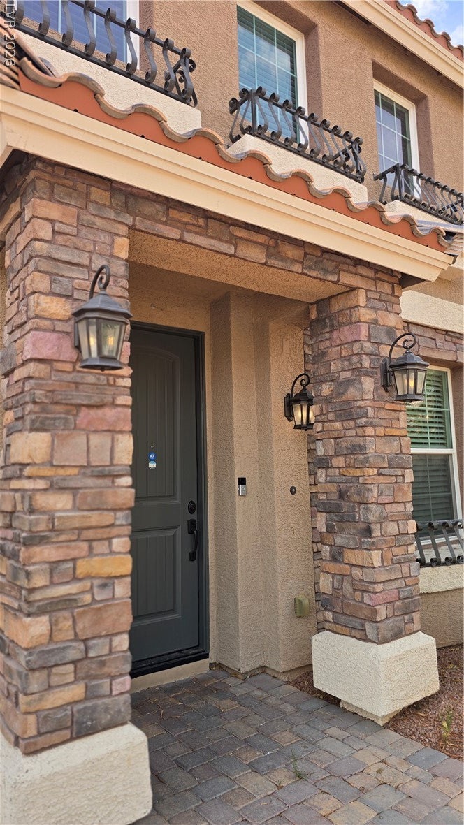 5543 Dancing Fox Court