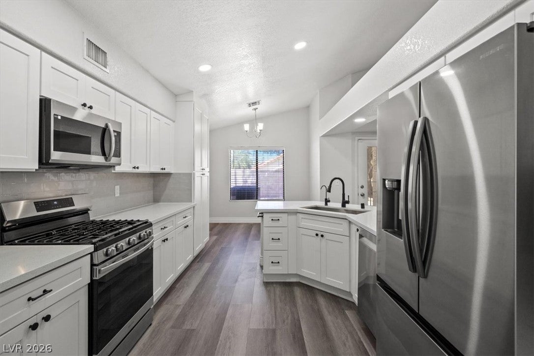 2720 Brookstone Court