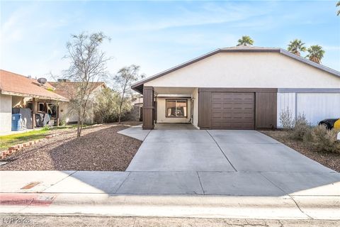 Equestrian 65 7091 Kenwood Street Las Vegas NV 89147