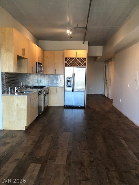Photo of 353 E Bonneville Avenue #621, Las Vegas, NV 89101 (MLS # 2798571)